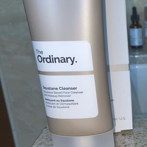 Squalene cleanser